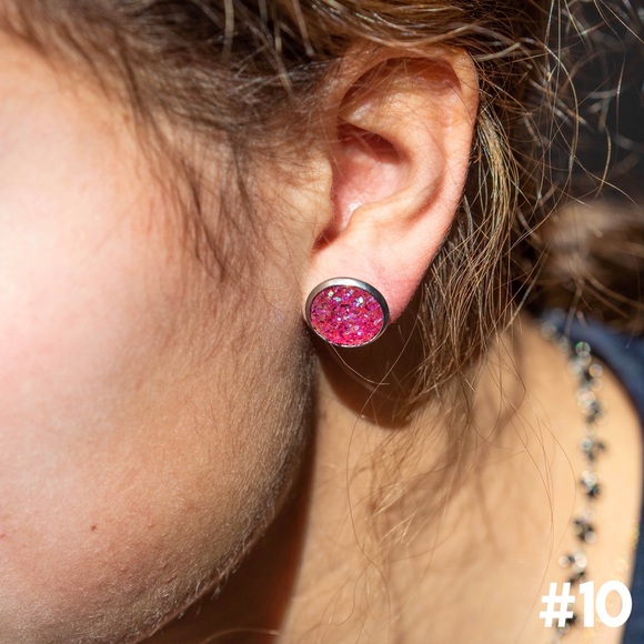 Dainty Druzy Round Earring - Picture 5 of 8